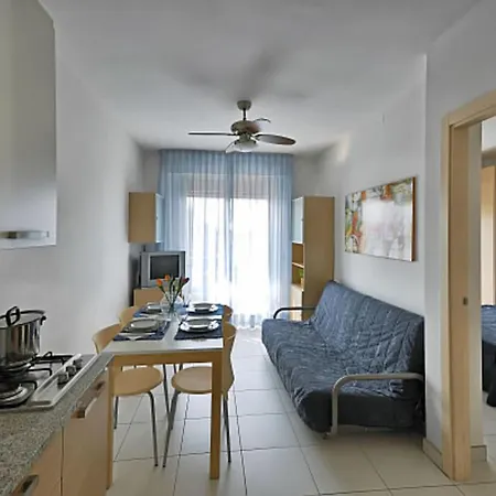 Daire Modern Flat With Balcony In A In