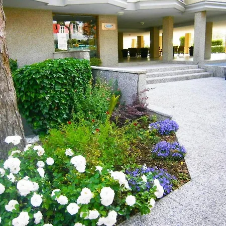Apartmán Modern Flat With Balcony In A In *