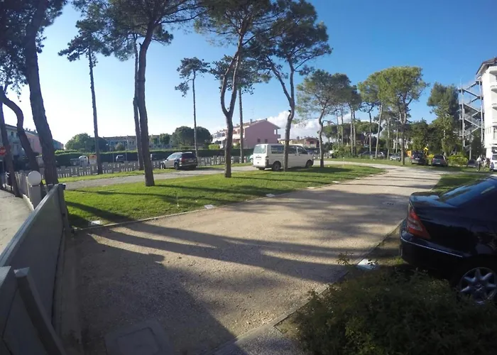 Modern Flat With Balcony In A In *