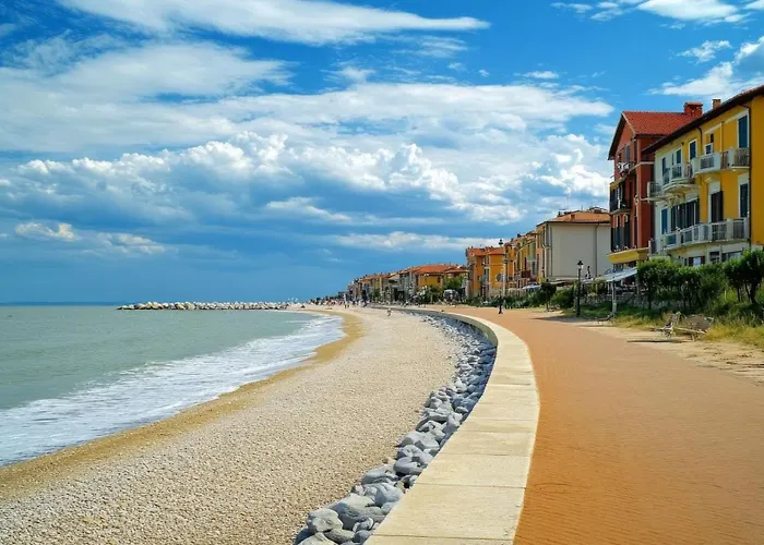 Modern Flat With Balcony In A In * Caorle